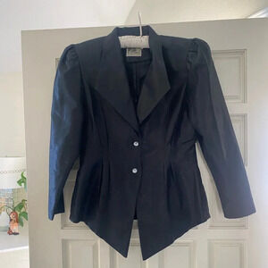 Ada hung for Spreme